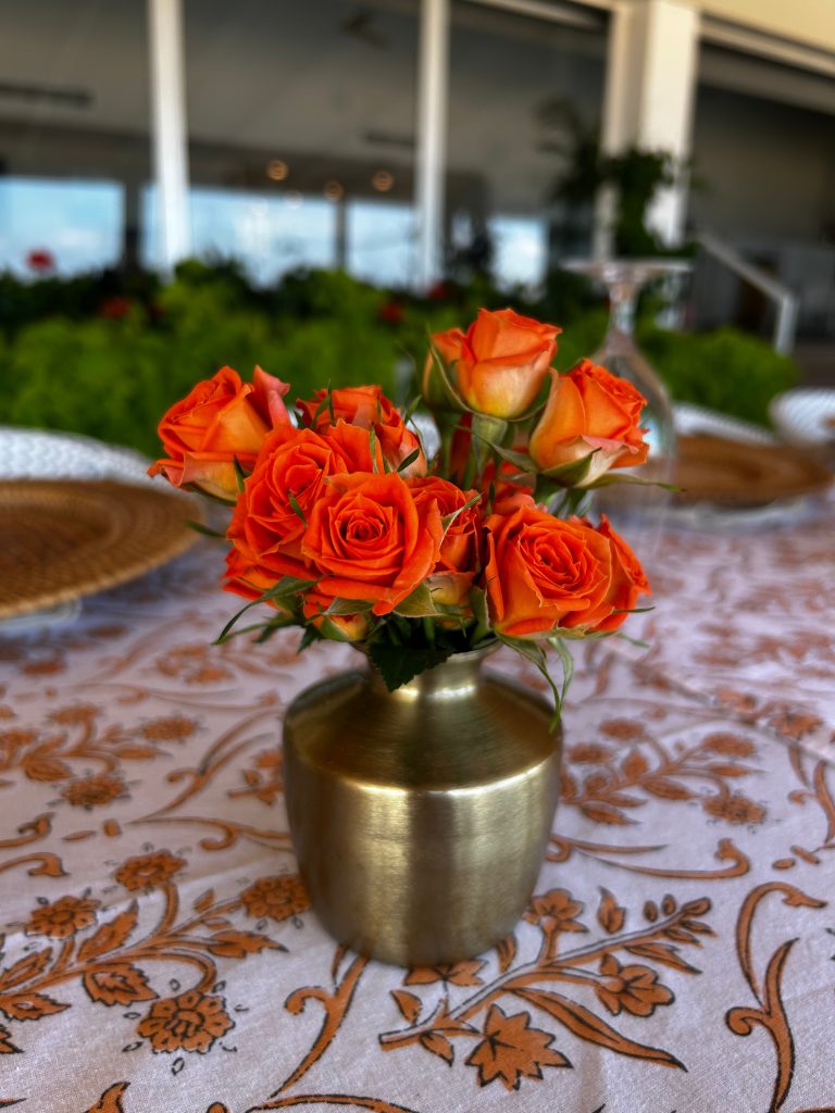 Coordinating arrangements for a very long table